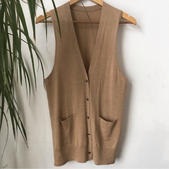 Beautiful Vintage Women’s 90s Nude Sweater Vest Size M or L - Picture 3 of 16